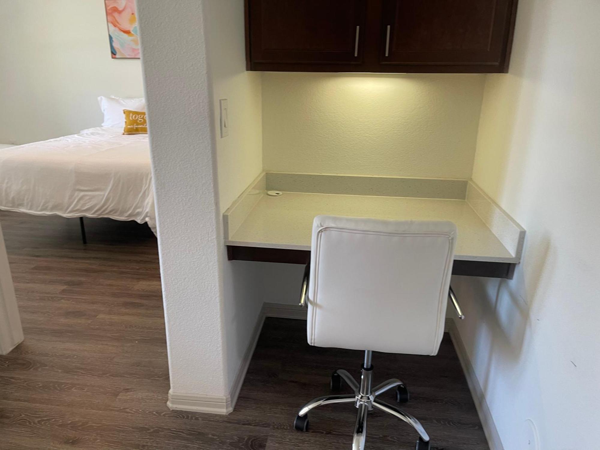 Convenient Spacious 2bed 2bath
